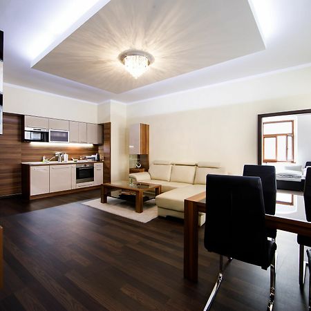 ברטיסלאבה Aplend City Apartments Na Vrsku מראה חיצוני תמונה
