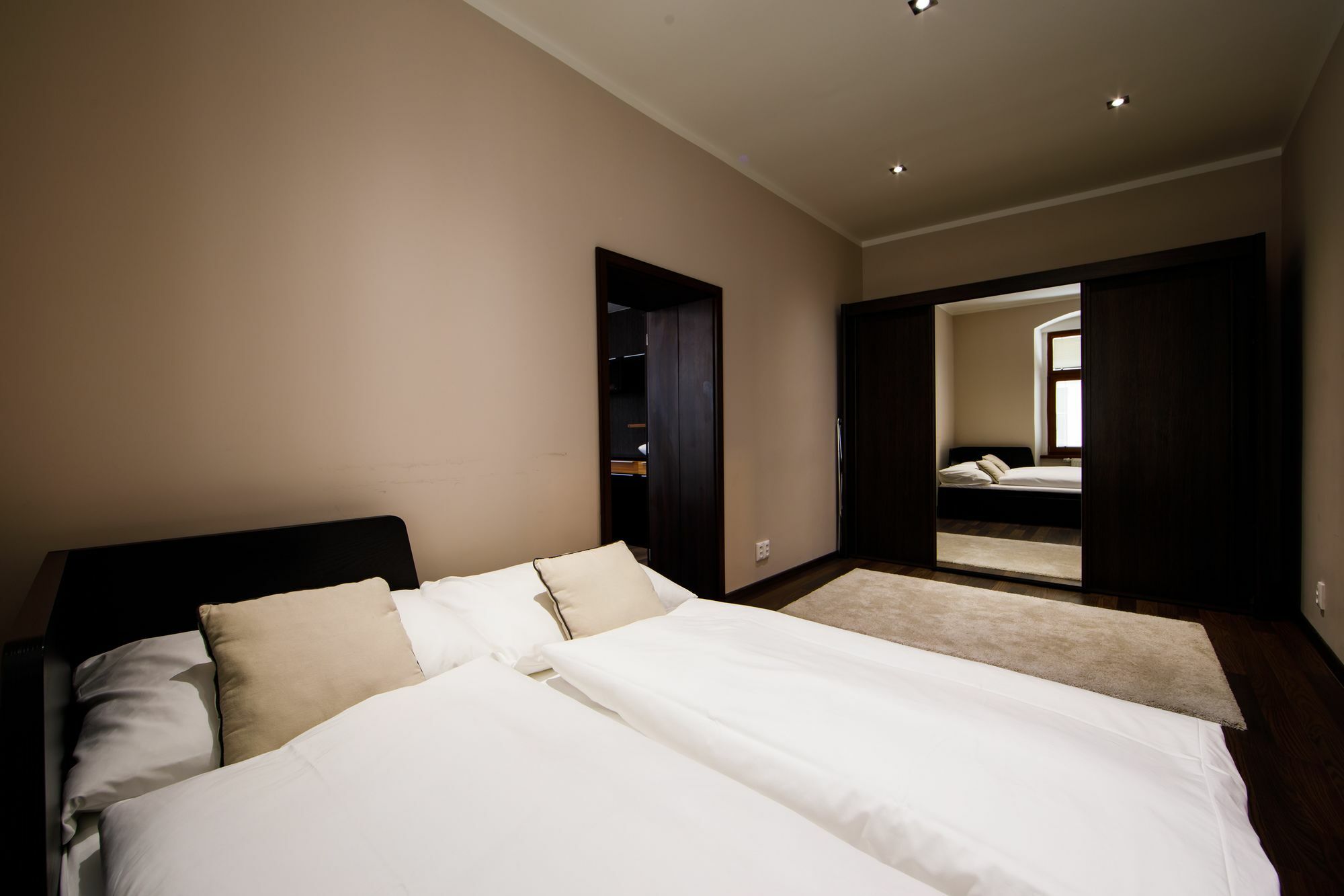 ברטיסלאבה Aplend City Apartments Na Vrsku מראה חיצוני תמונה